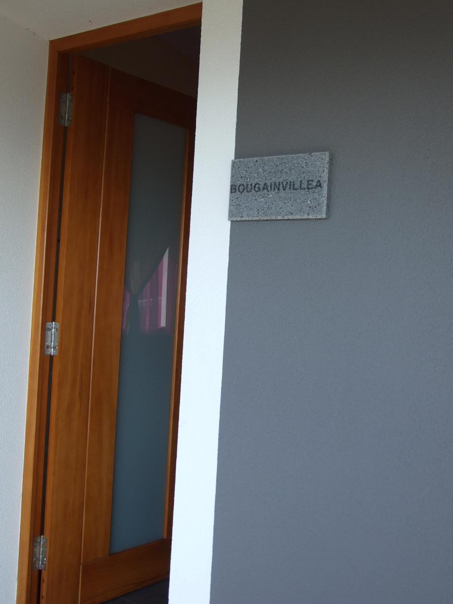 帕拉伊索达斯弗罗莱斯酒店 Estreito Da Calheta 外观 照片